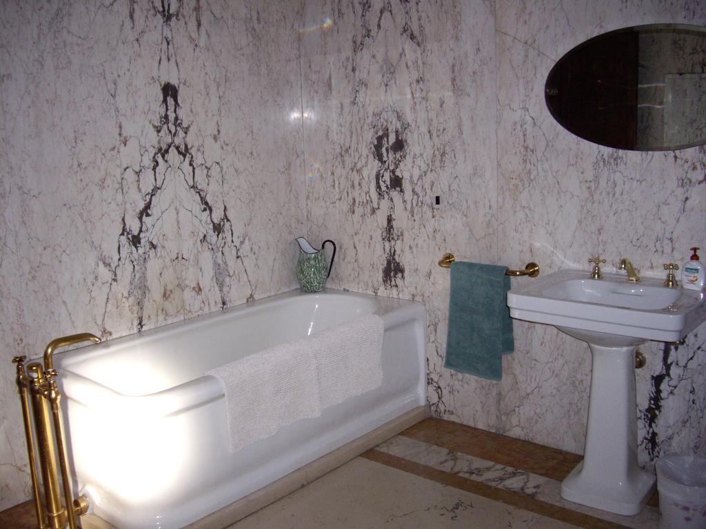 Villa Benni B&B Болоня Стая снимка